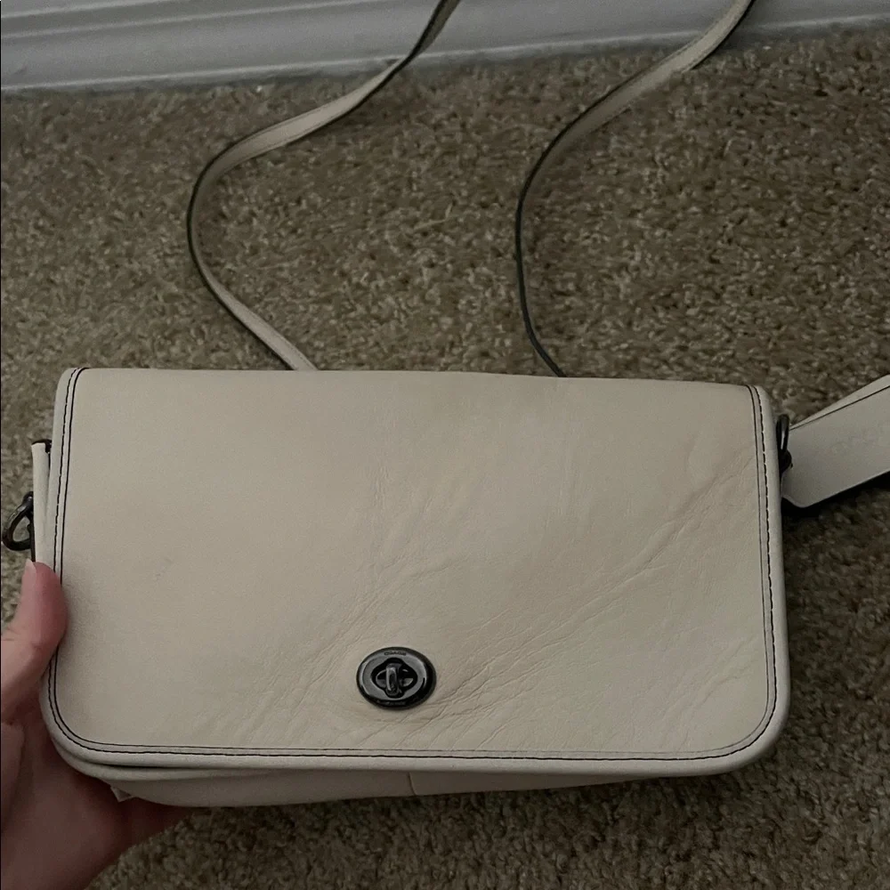 Coach Dinky Crossbody Bag - Picture 2 of 11